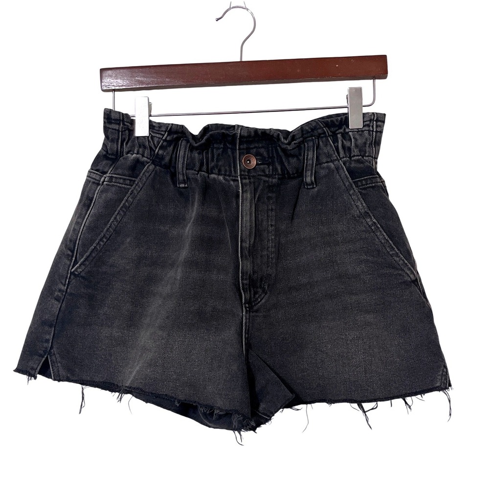 Zara Paperbag High Rise Denim Shorts 6 Black Acid Wash Grunge Raw Hem Festival
